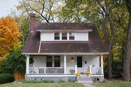 A well-maintained home in Marble Falls, TX protected by Accurate Termite and Pest Control
